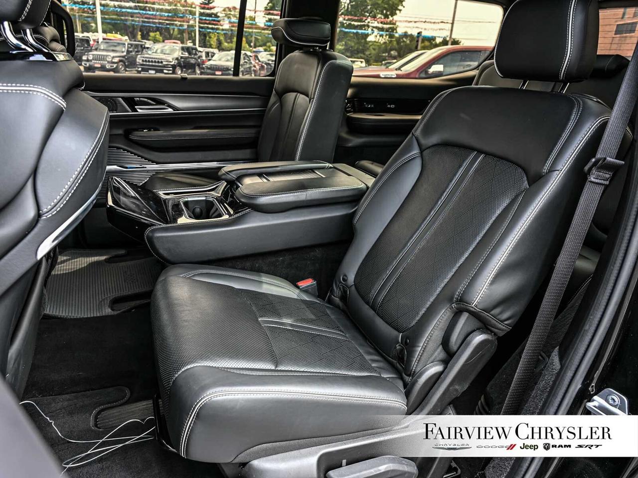 2022 Jeep Grand Wagoneer Series II OBSIDIAN   6.4L HEMI   NIGHT VISION   HE Photo