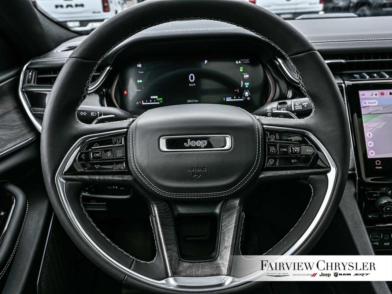 2022 Jeep Grand Cherokee 4xe Overland PANO ROOF   BLIND SPOT   CARPLAY   HEATED Photo