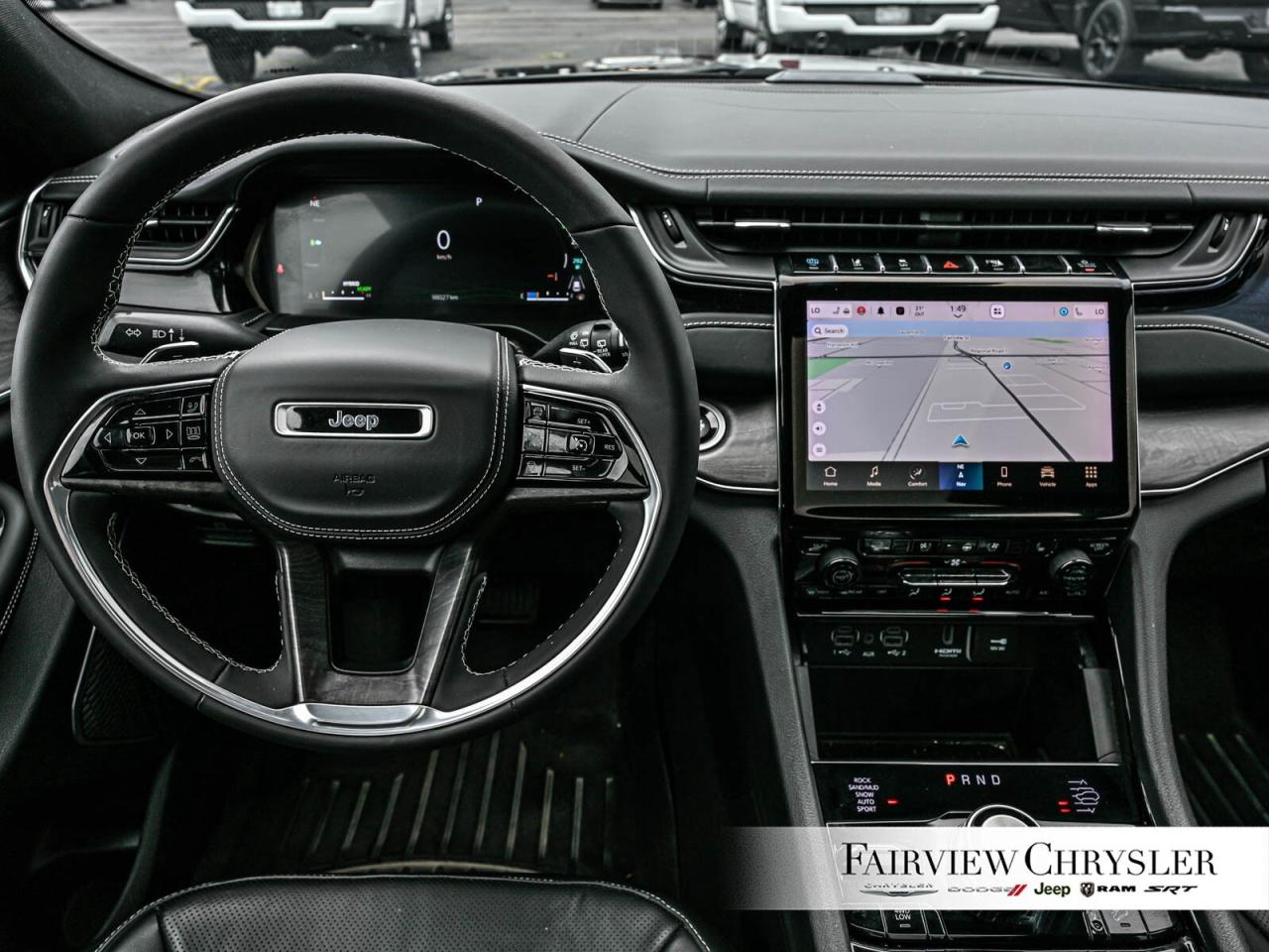 2022 Jeep Grand Cherokee 4xe Overland PANO ROOF   BLIND SPOT   CARPLAY   HEATED Photo