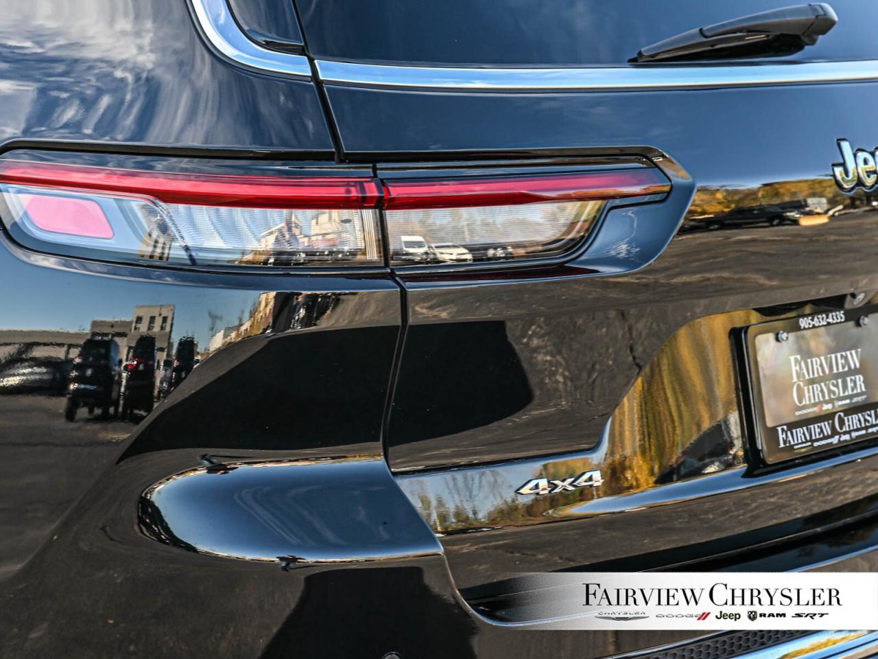 2023 Jeep Grand Cherokee L Overland PANO ROOF   BLIND SPOT   CARPLAY   AIR SU Photo