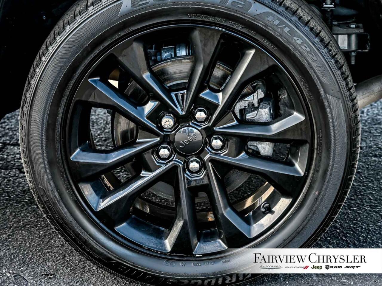 2023 Jeep Grand Cherokee L Overland PANO ROOF   BLIND SPOT   CARPLAY   AIR SU Photo