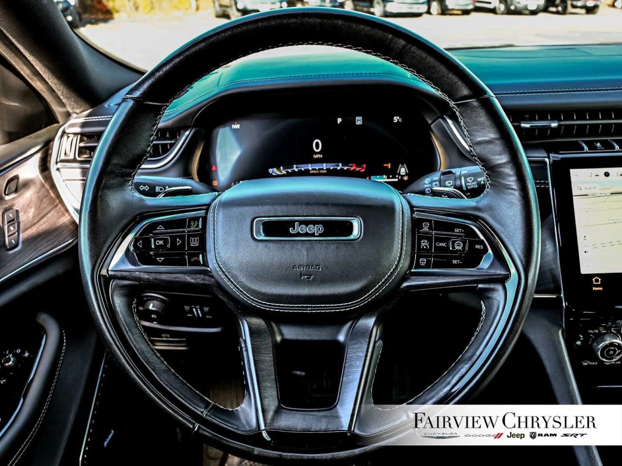 2023 Jeep Grand Cherokee L Overland PANO ROOF   BLIND SPOT   CARPLAY   AIR SU Photo