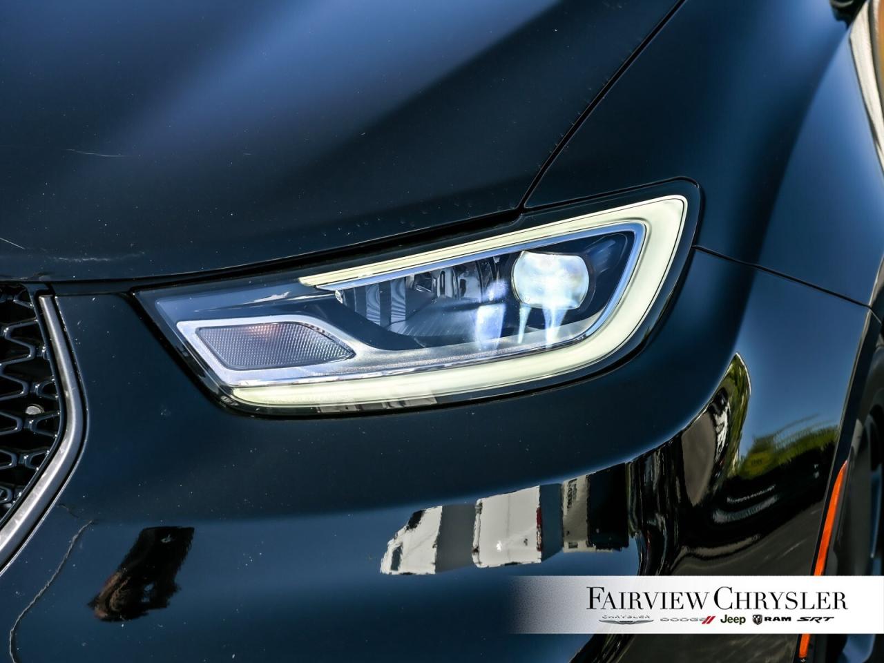 2024 Chrysler Pacifica Limited   S APPEARANCE   PANO ROOF   LEATHER   NAV Photo