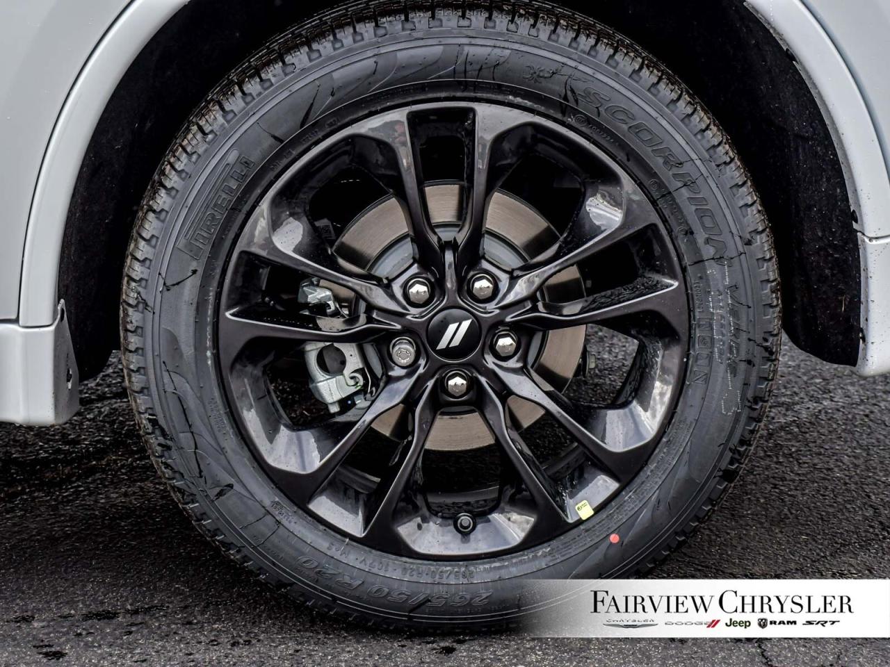 2025 Dodge Durango R/T SUNROOF   NAV   LEATHER   BLACK TOP   CAPTAINS Photo