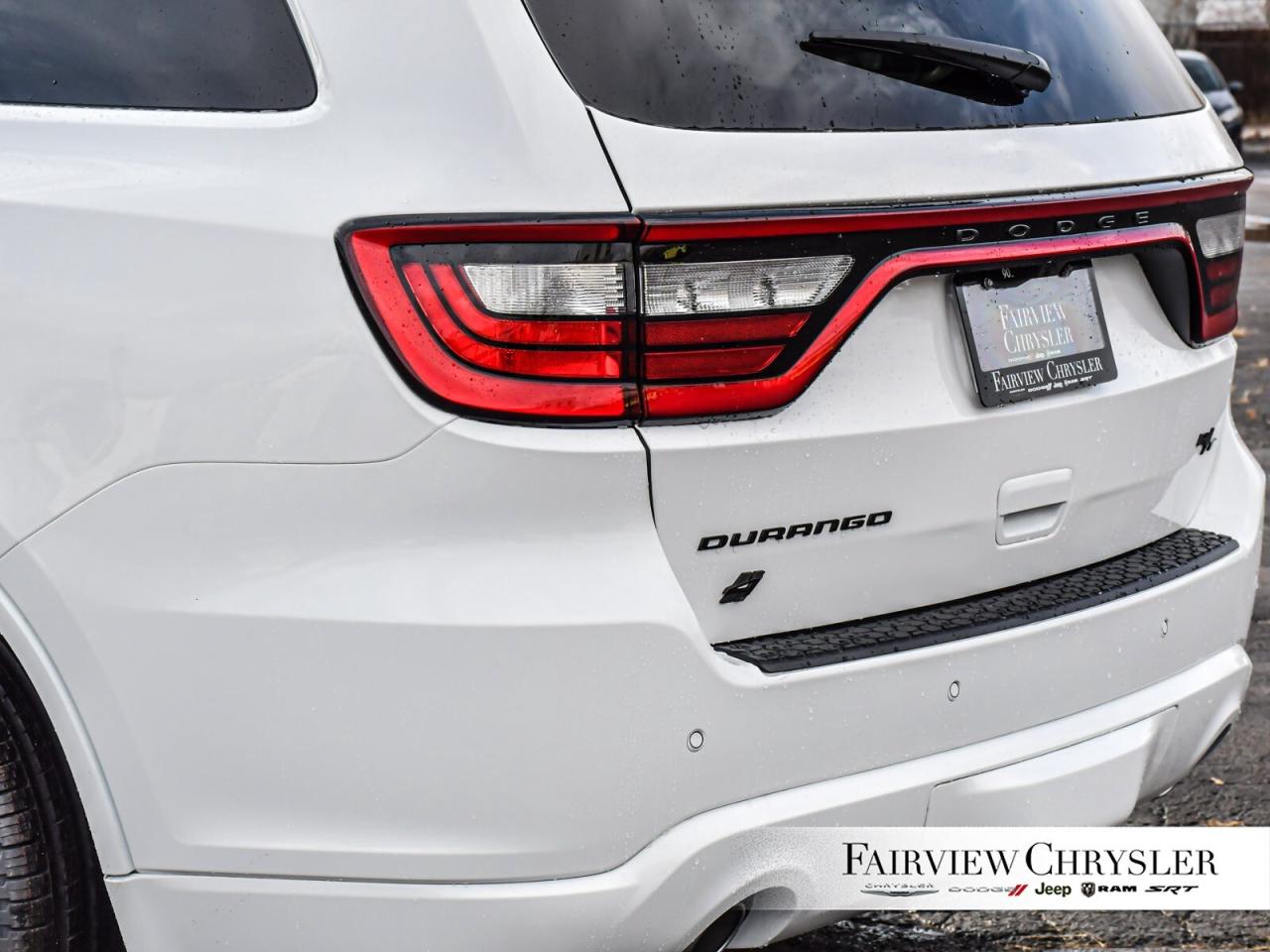 2025 Dodge Durango R/T SUNROOF   NAV   LEATHER   BLACK TOP   CAPTAINS Photo