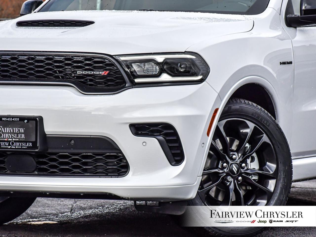 2025 Dodge Durango R/T SUNROOF   NAV   LEATHER   BLACK TOP   CAPTAINS Photo