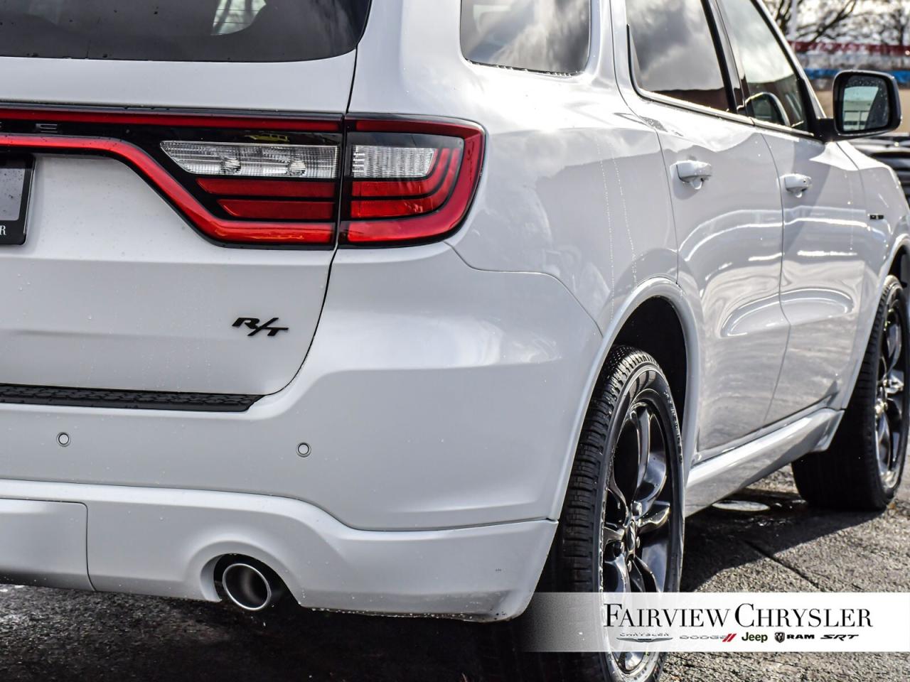 2025 Dodge Durango R/T SUNROOF   NAV   LEATHER   BLACK TOP   CAPTAINS Photo