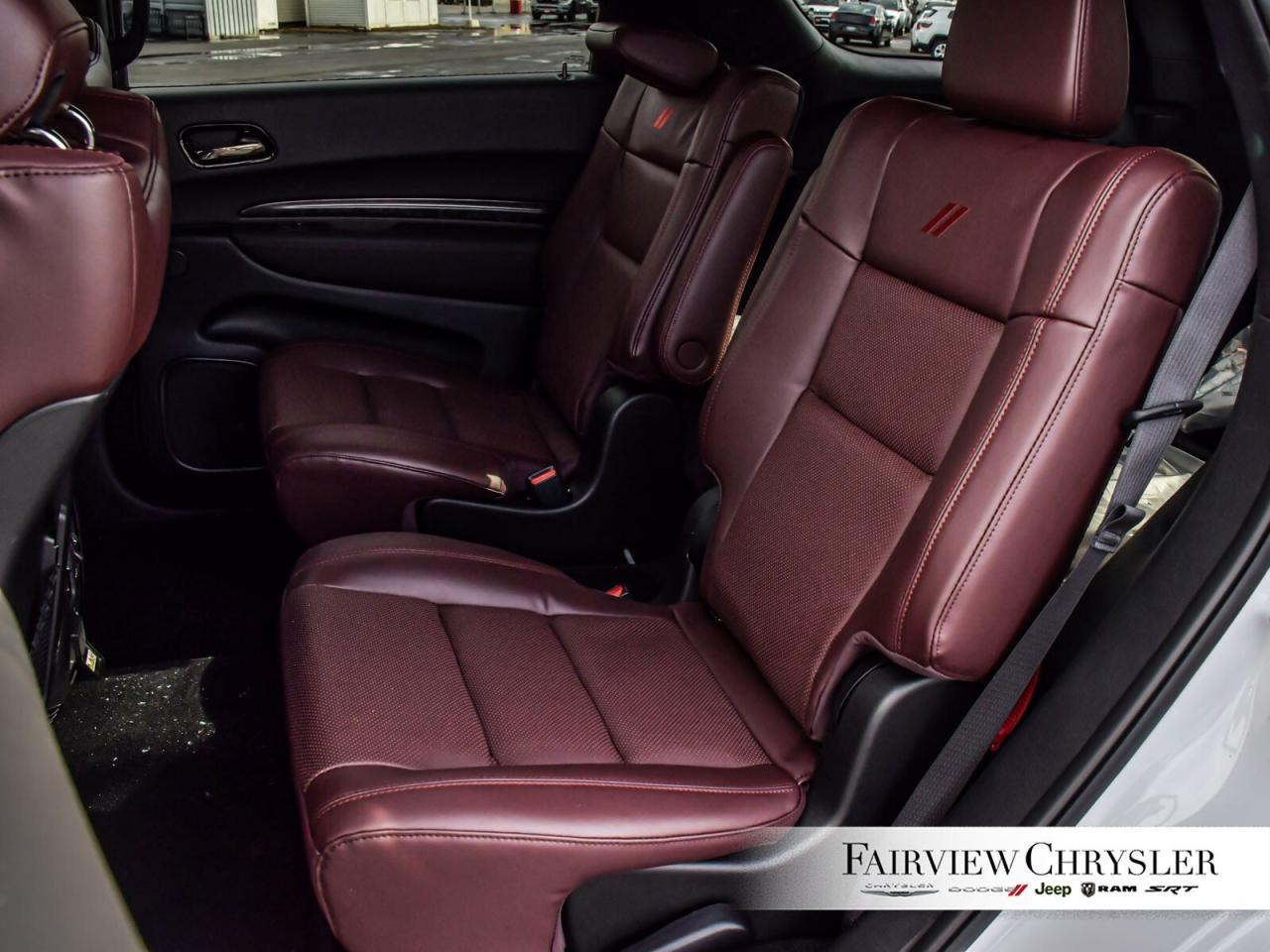 2025 Dodge Durango R/T SUNROOF   NAV   LEATHER   BLACK TOP   CAPTAINS Photo