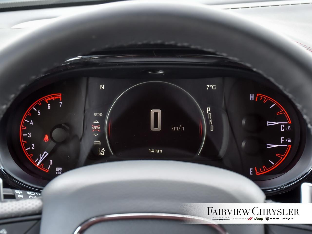 2025 Dodge Durango R/T SUNROOF   NAV   LEATHER   BLACK TOP   CAPTAINS Photo