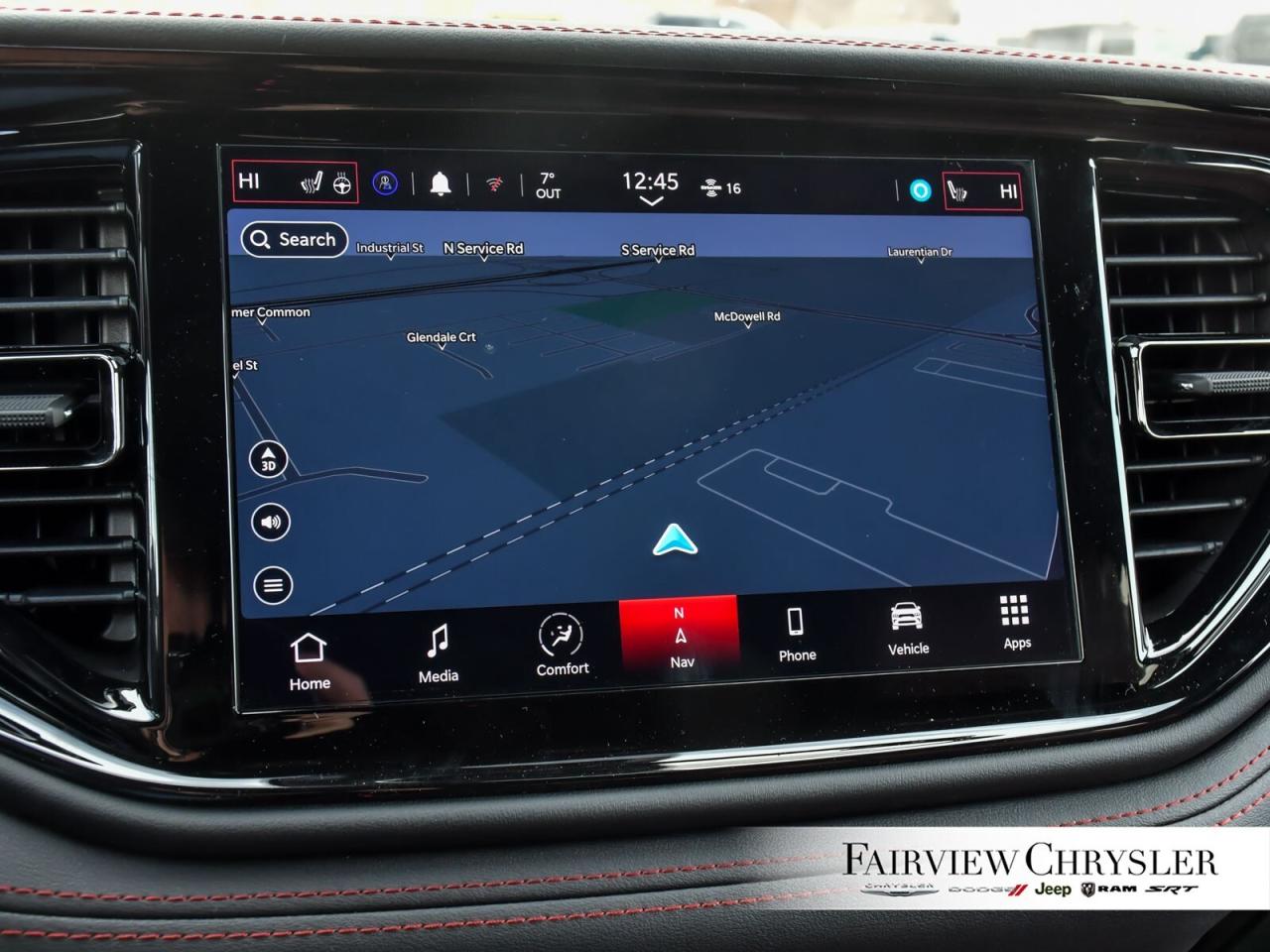 2025 Dodge Durango R/T SUNROOF   NAV   LEATHER   BLACK TOP   CAPTAINS Photo