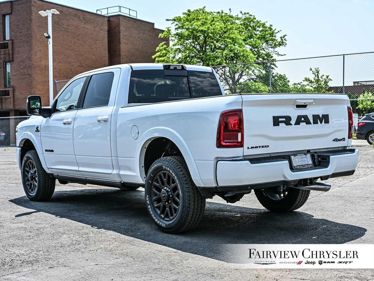 2025 RAM 2500 Limited NIGHT EDITION   TOW TECH PKG   SUNROOF   R Photo3