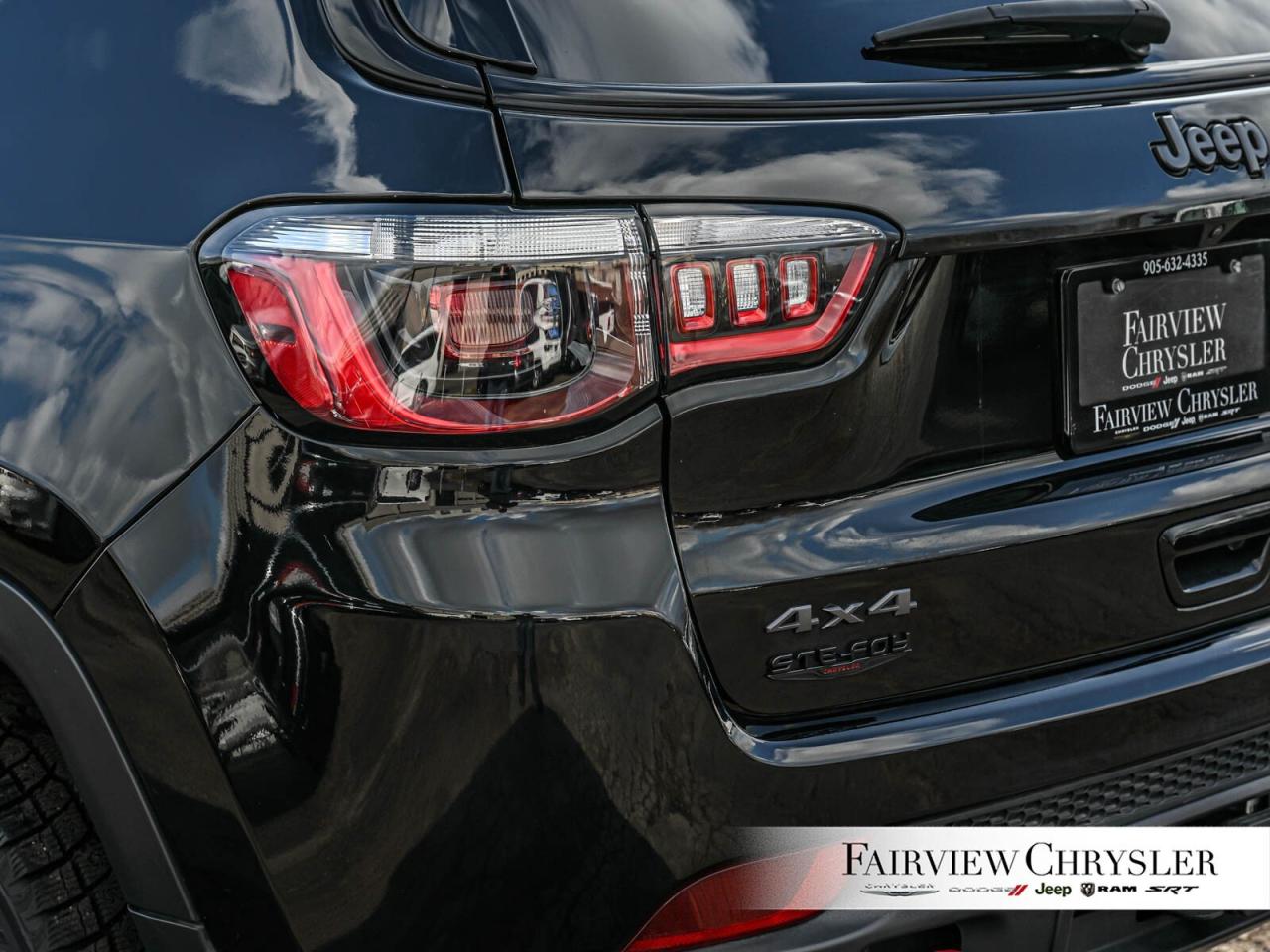 2023 Jeep Compass Trailhawk PANO ROOF   ALPINE SOUND   NAV   10.1 TO Photo