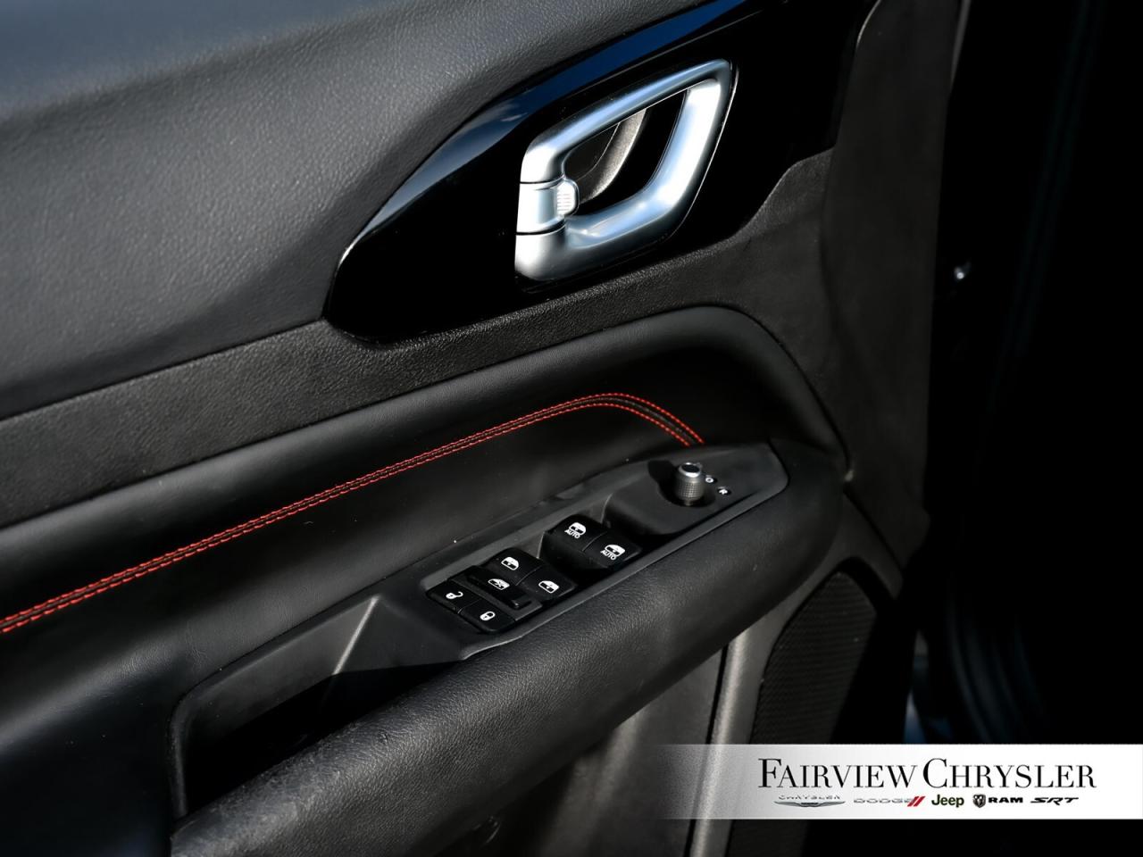 2023 Jeep Compass Trailhawk PANO ROOF   ALPINE SOUND   NAV   10.1 TO Photo