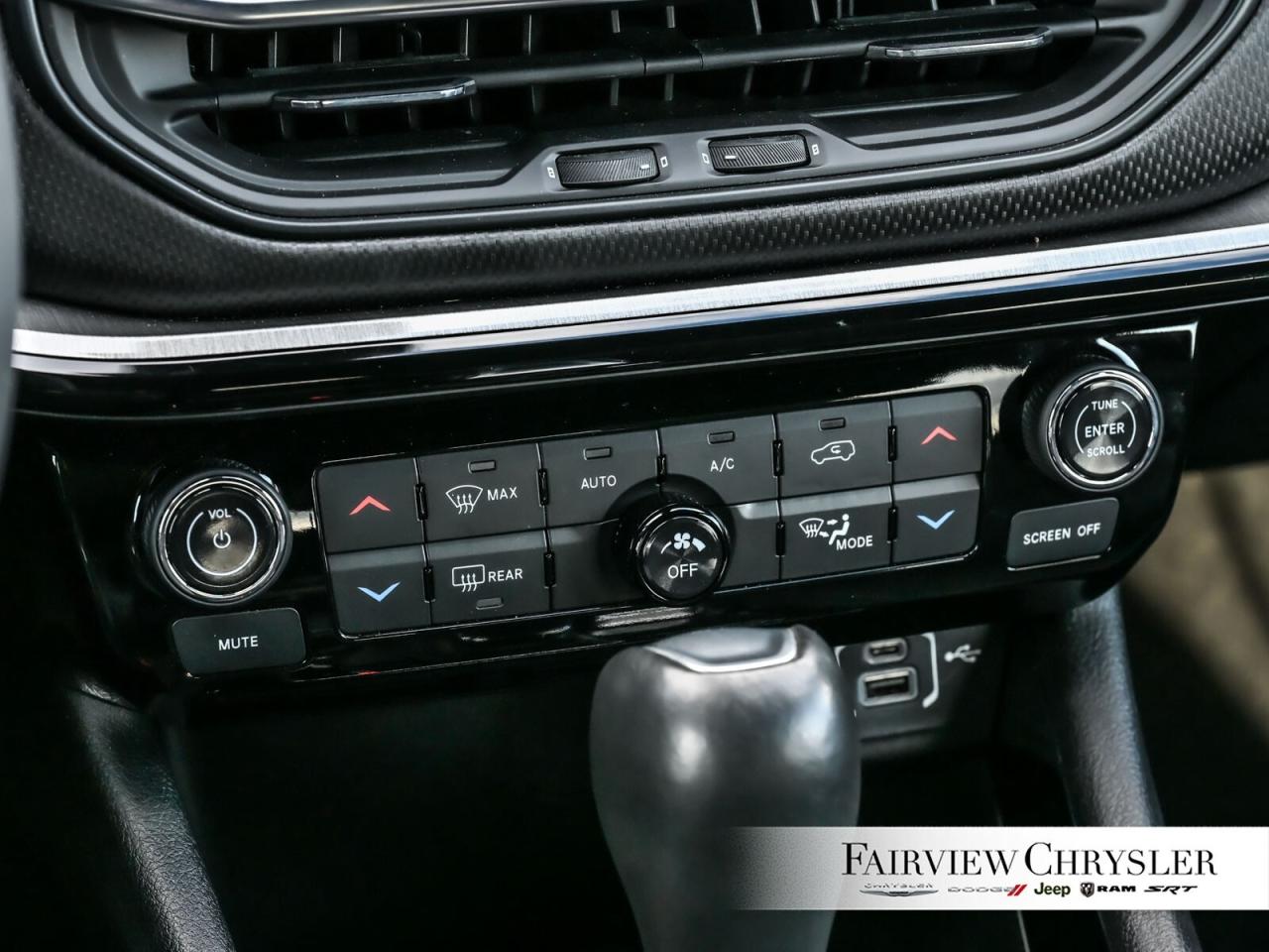 2023 Jeep Compass Trailhawk PANO ROOF   ALPINE SOUND   NAV   10.1 TO Photo