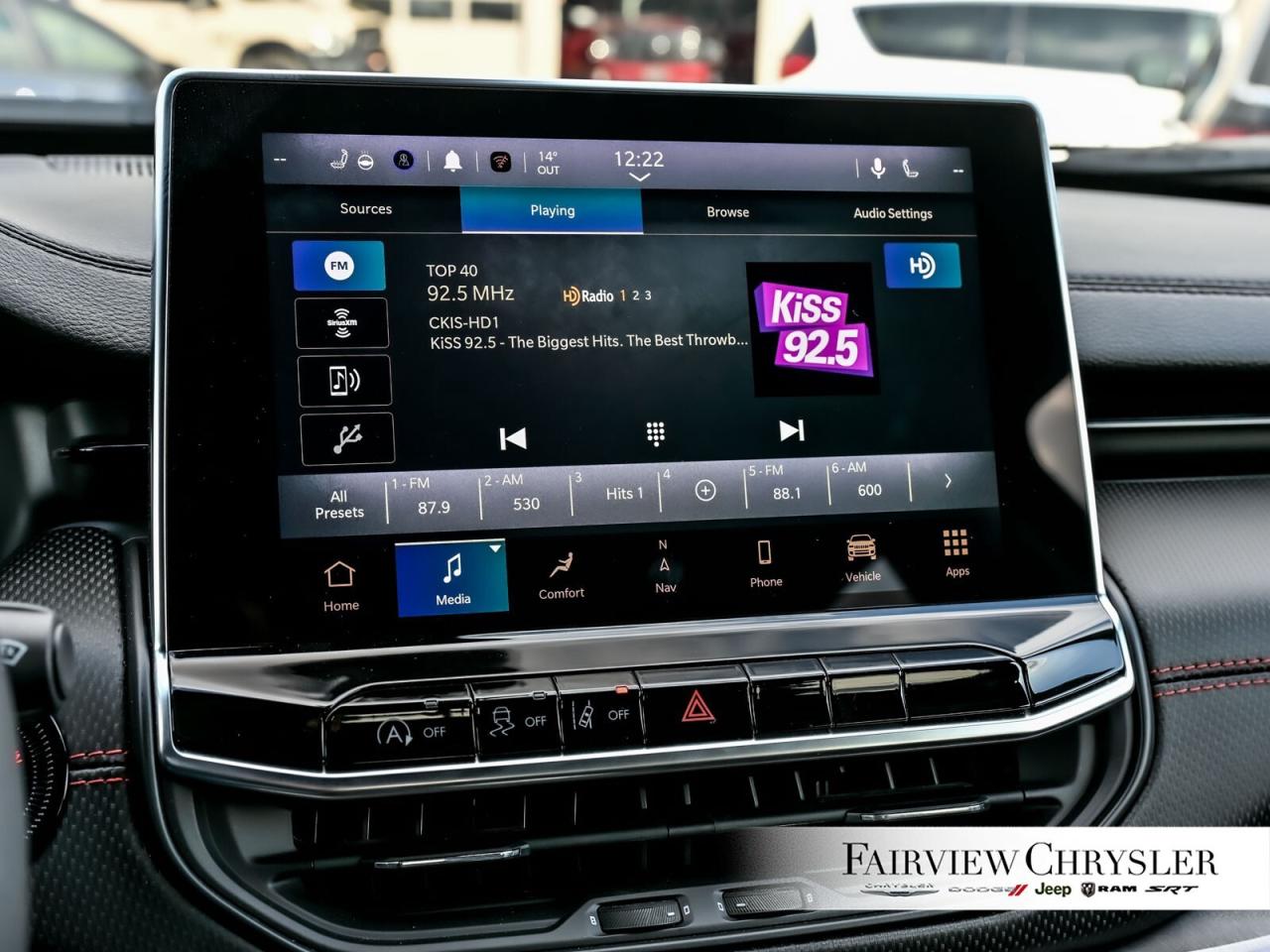 2023 Jeep Compass Trailhawk PANO ROOF   ALPINE SOUND   NAV   10.1 TO Photo