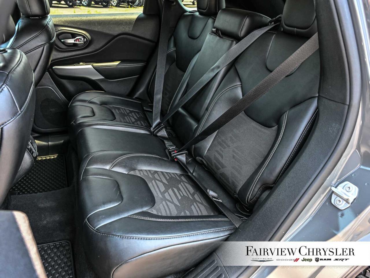 2022 Jeep Cherokee Sport  X   BLIND SPOT   LANE KEEP   CARPLAY   BACK Photo