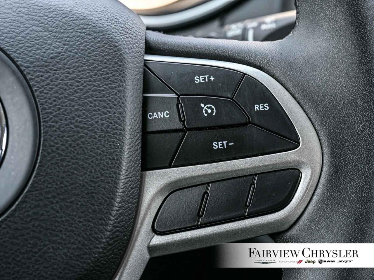 2022 Jeep Cherokee Sport  X   BLIND SPOT   LANE KEEP   CARPLAY   BACK Photo