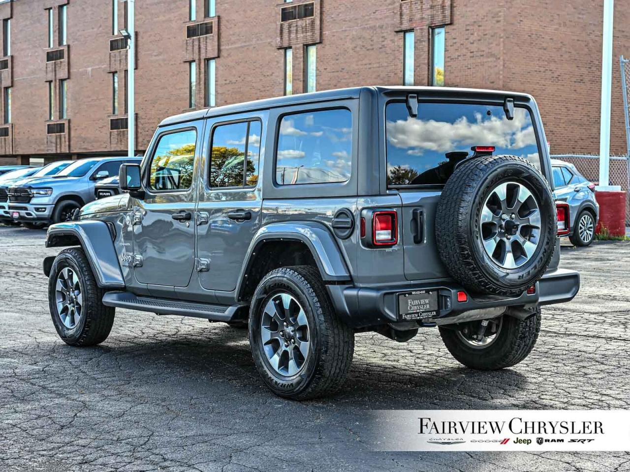 2021 Jeep WRANGLER UNLIMITED Sahara HEATED SEATS   CARPLAY   HEATED STEERING WH Photo3