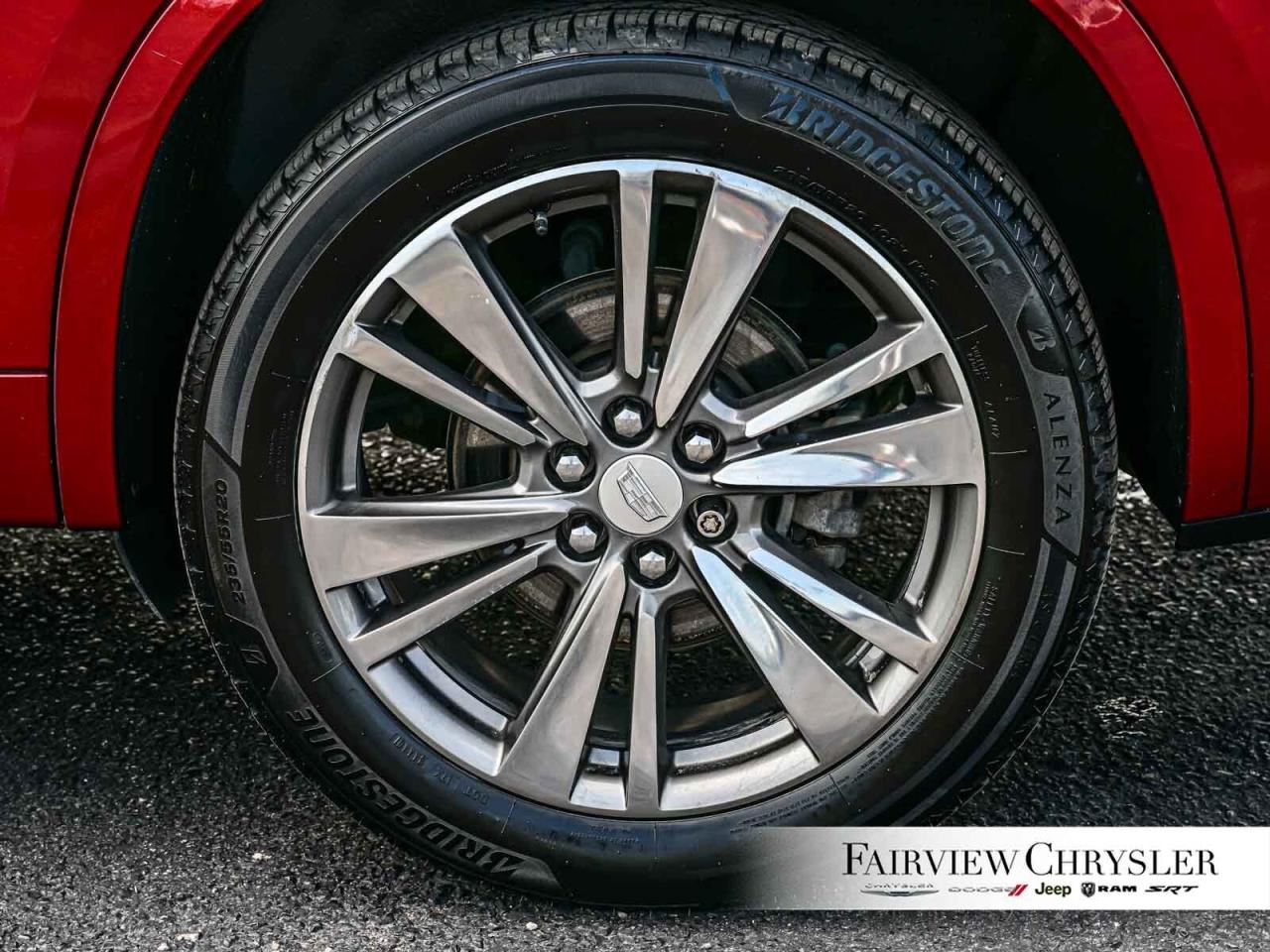 2021 Cadillac XT6 Premium Luxury 6 PASS   SUNROOF   LEATHER   NAV Photo