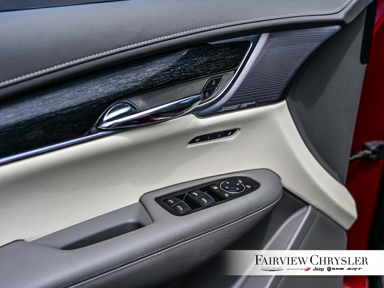 2021 Cadillac XT6 Premium Luxury 6 PASS   SUNROOF   LEATHER   NAV Photo