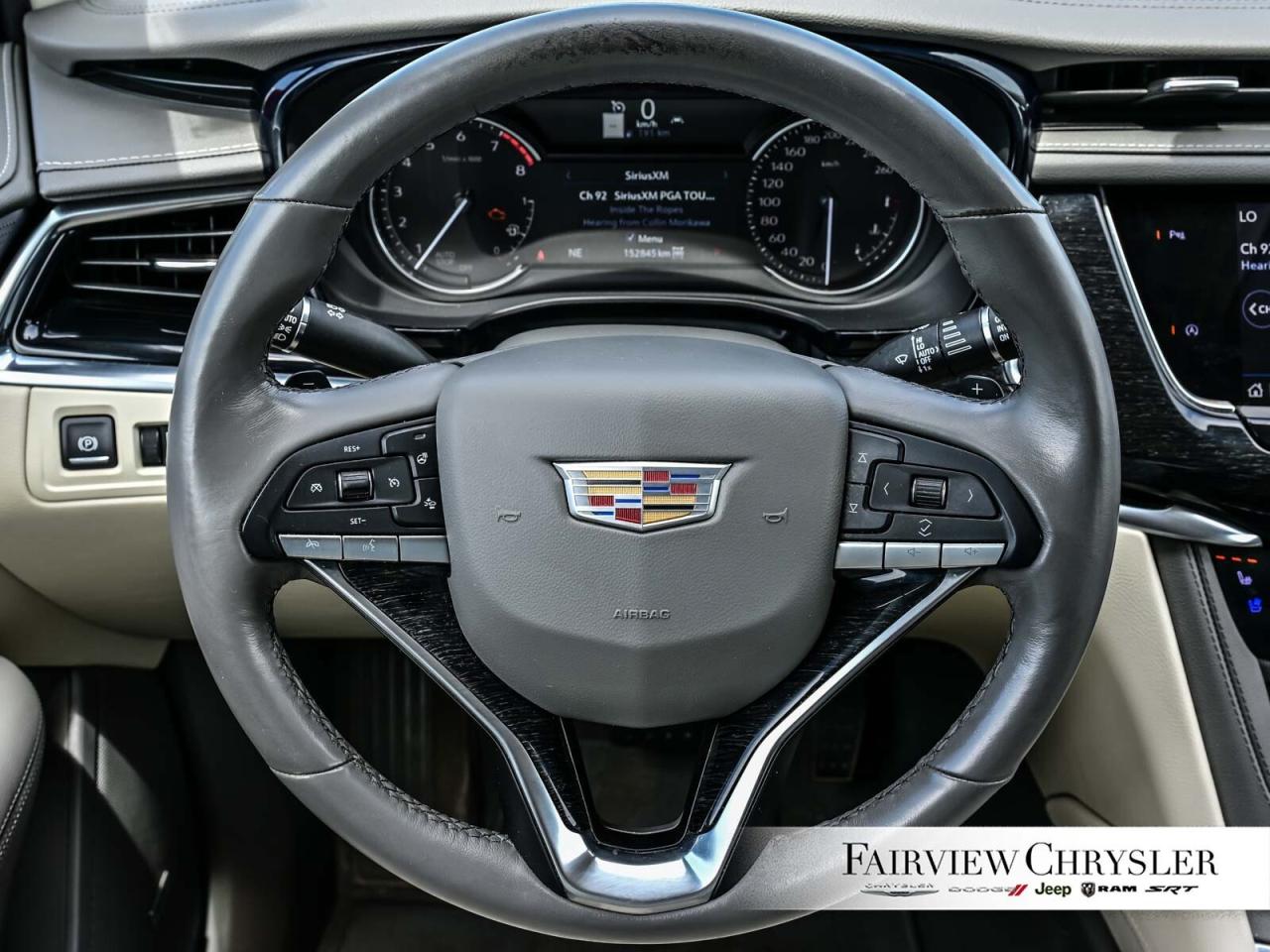 2021 Cadillac XT6 Premium Luxury 6 PASS   SUNROOF   LEATHER   NAV Photo