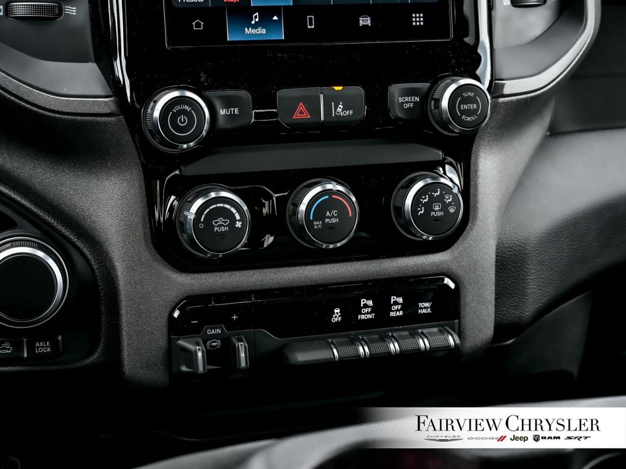 2025 RAM 1500 Tradesman WARLOCK   CARPLAY   SIDE STEPS   TRAILER Photo