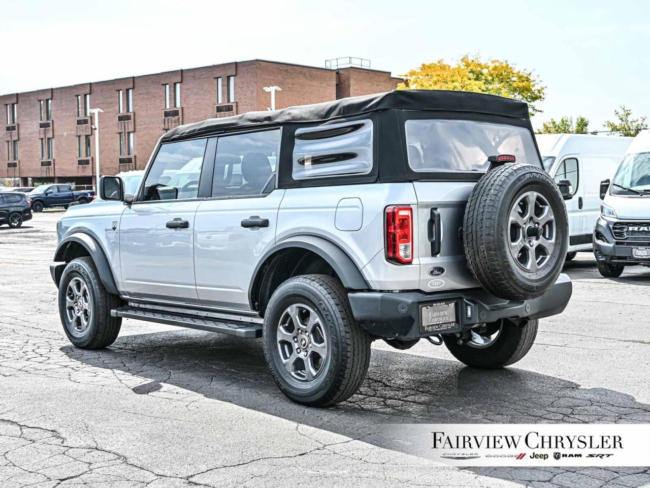 2022 Ford Bronco Big Bend HEATED SEATS   CARPLAY   REMOTE START   F Photo