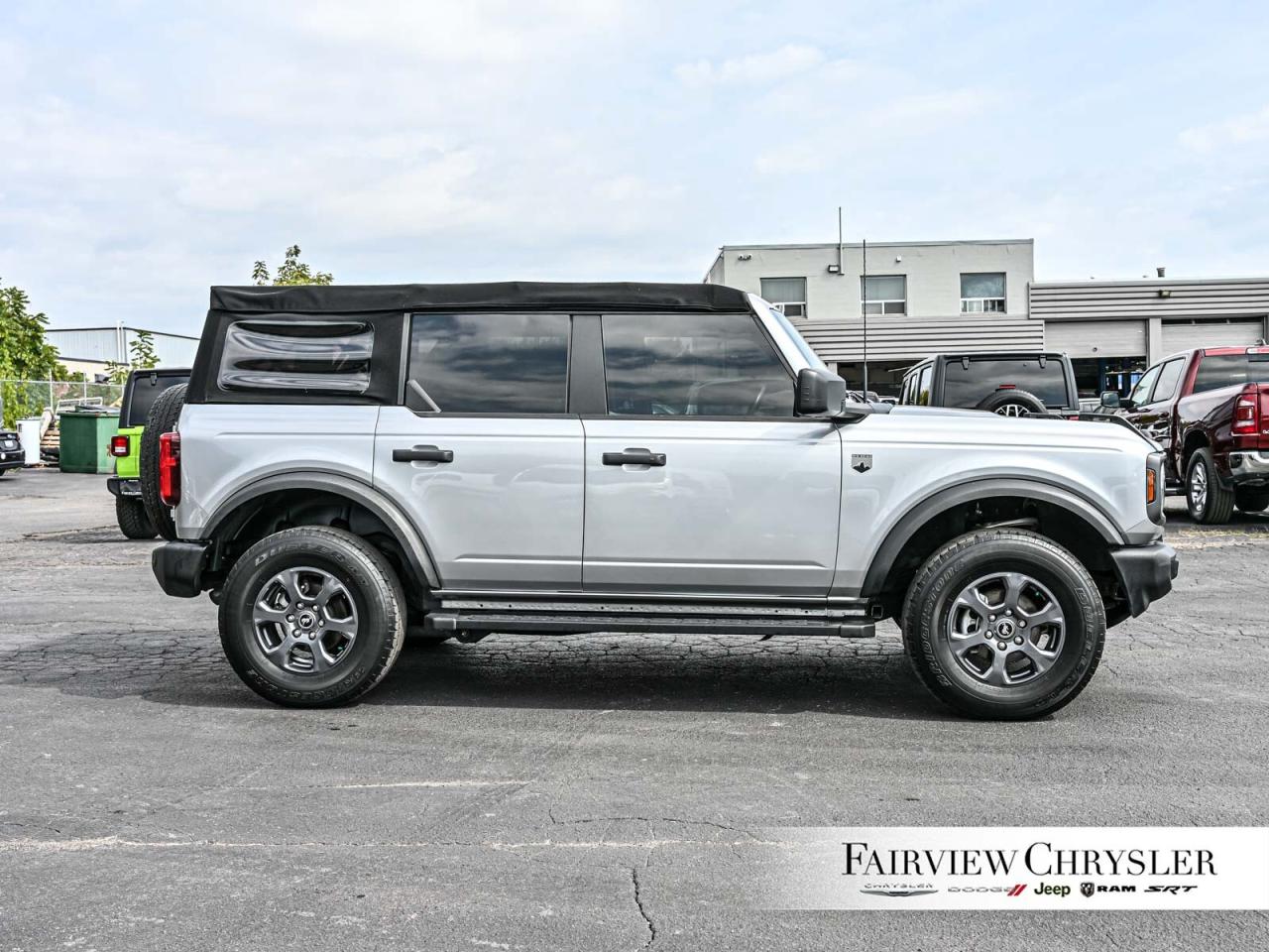 2022 Ford Bronco Big Bend HEATED SEATS   CARPLAY   REMOTE START   F Photo