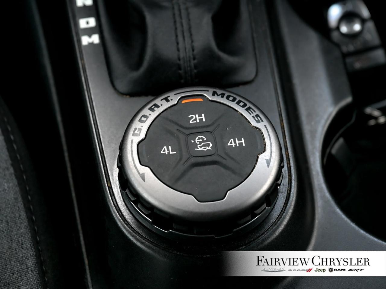 2022 Ford Bronco Big Bend HEATED SEATS   CARPLAY   REMOTE START   F Photo