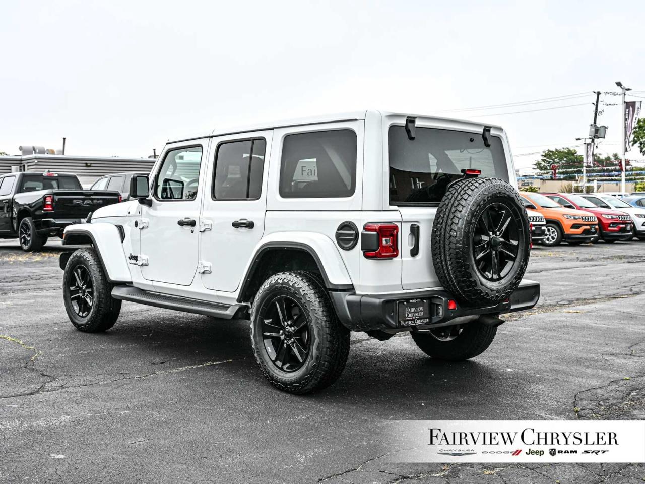 2023 Jeep Wrangler Sahara HEATED SEATS   LEATHER   BLIND SPOT   SAFET Photo