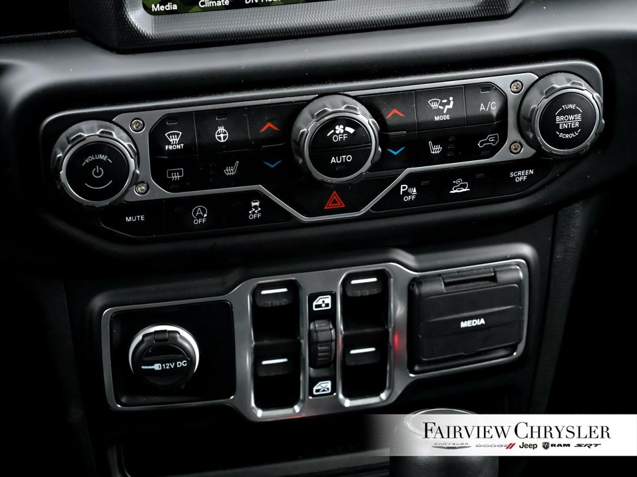 2023 Jeep Wrangler Sahara HEATED SEATS   LEATHER   BLIND SPOT   SAFET Photo