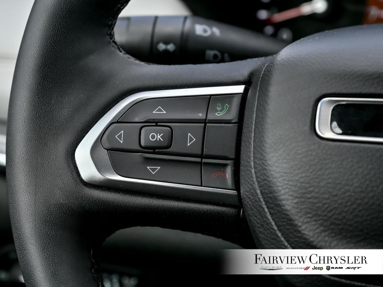 2024 Jeep Compass Limited 4X4   BLIND SPOT   CARPLAY   HEATED SEATS Photo