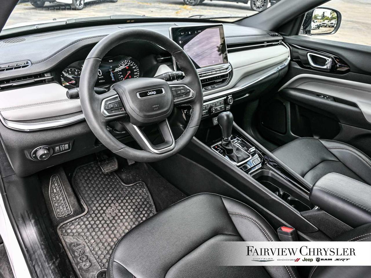 2024 Jeep Compass Limited 4X4   BLIND SPOT   CARPLAY   HEATED SEATS Photo