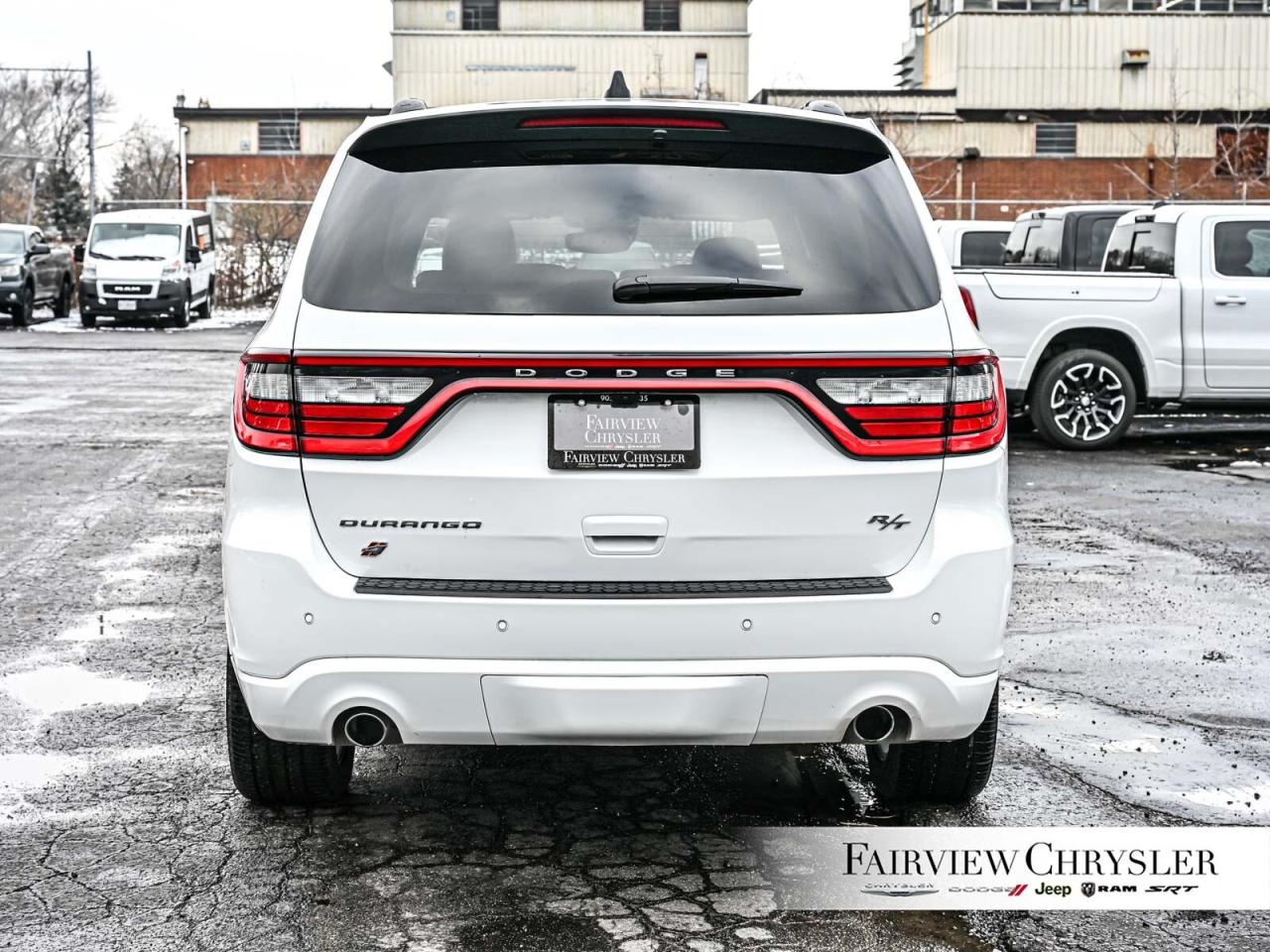 2025 Dodge Durango R/T SUNROOF   NAV   LEAHTER   BLIND SPOT   TOW PKG Photo