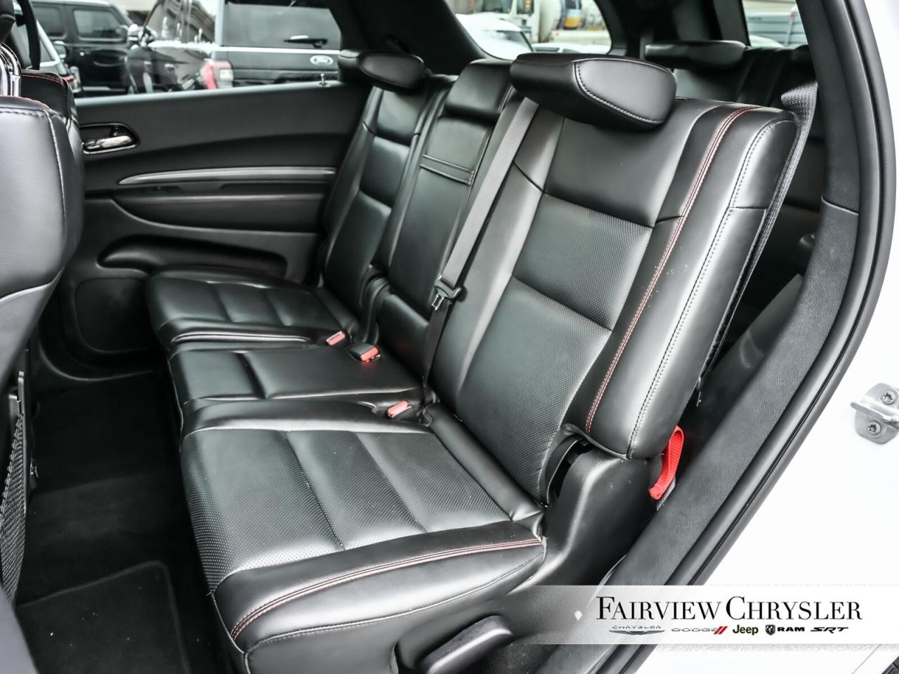 2025 Dodge Durango R/T SUNROOF   NAV   LEAHTER   BLIND SPOT   TOW PKG Photo