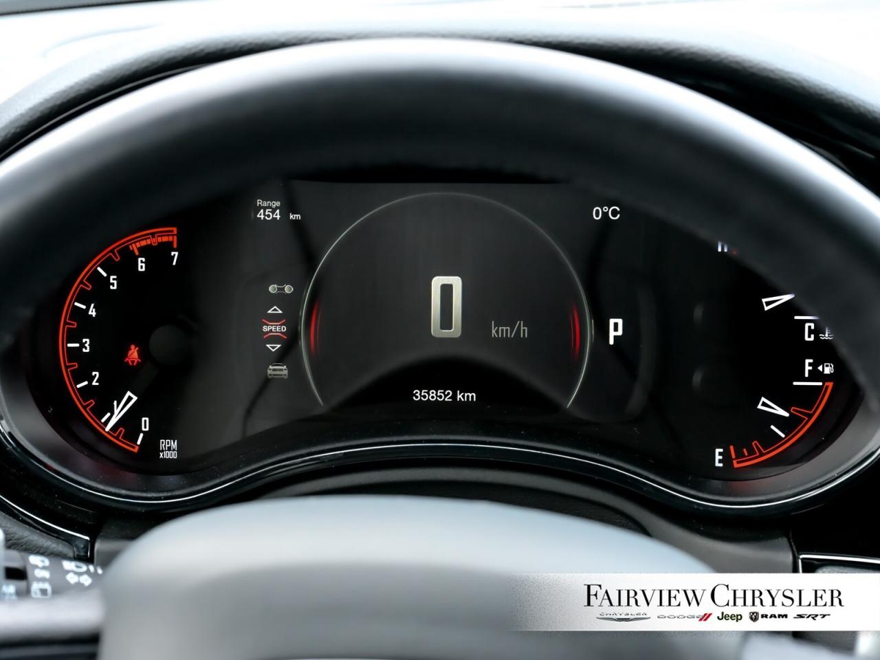 2025 Dodge Durango R/T SUNROOF   NAV   LEAHTER   BLIND SPOT   TOW PKG Photo