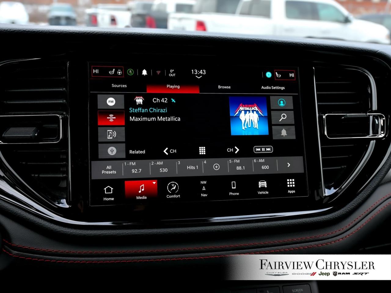 2025 Dodge Durango R/T SUNROOF   NAV   LEAHTER   BLIND SPOT   TOW PKG Photo