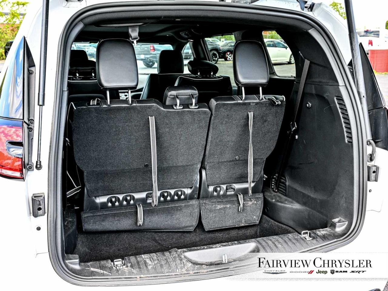 2024 Chrysler Pacifica Limited   S APPEARANCE   BLIND SPOT   PANO ROOF Photo