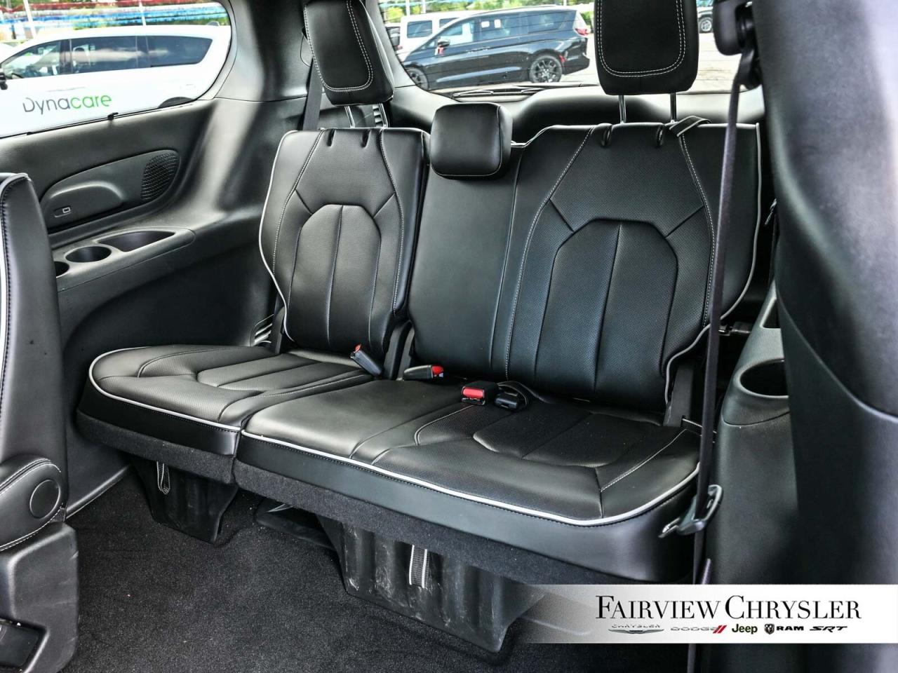 2024 Chrysler Pacifica Limited   S APPEARANCE   BLIND SPOT   PANO ROOF Photo