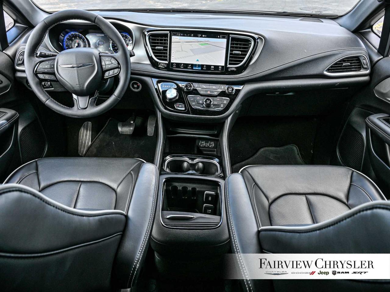 2024 Chrysler Pacifica Limited   S APPEARANCE   BLIND SPOT   PANO ROOF Photo
