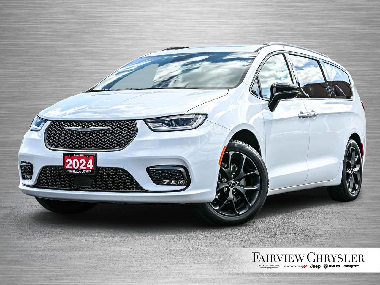 2024 Chrysler Pacifica Limited   S APPEARANCE   BLIND SPOT   PANO ROOF Photo