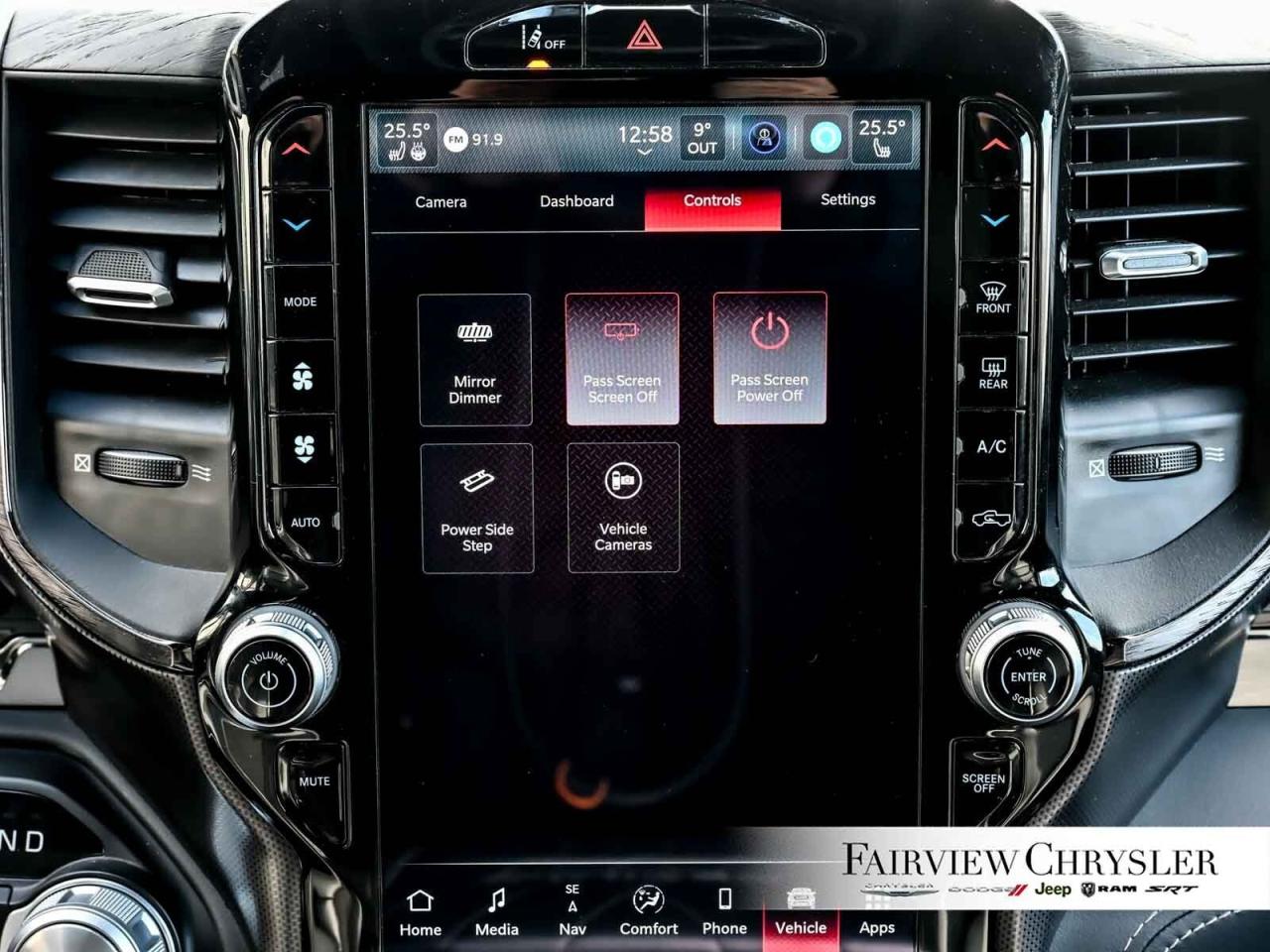 2025 RAM 1500 Limited RAM BOX   DRIVER ASSIST   MULTI FUCTION TA Photo