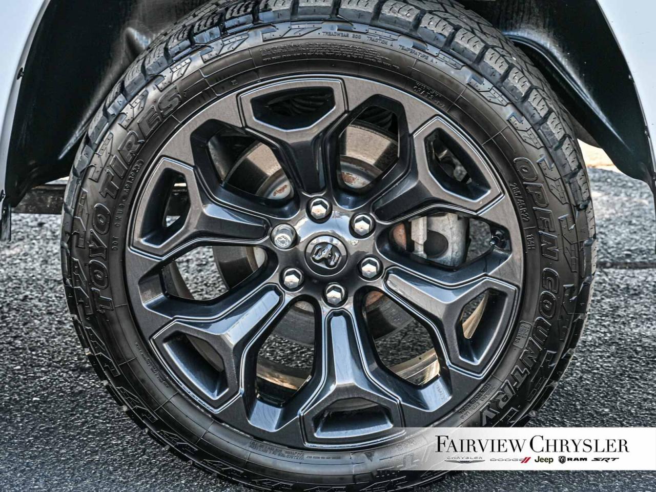 2021 RAM 1500 Limited DUAL PANO ROOF   MULTI FUCTION TAILGATE Photo