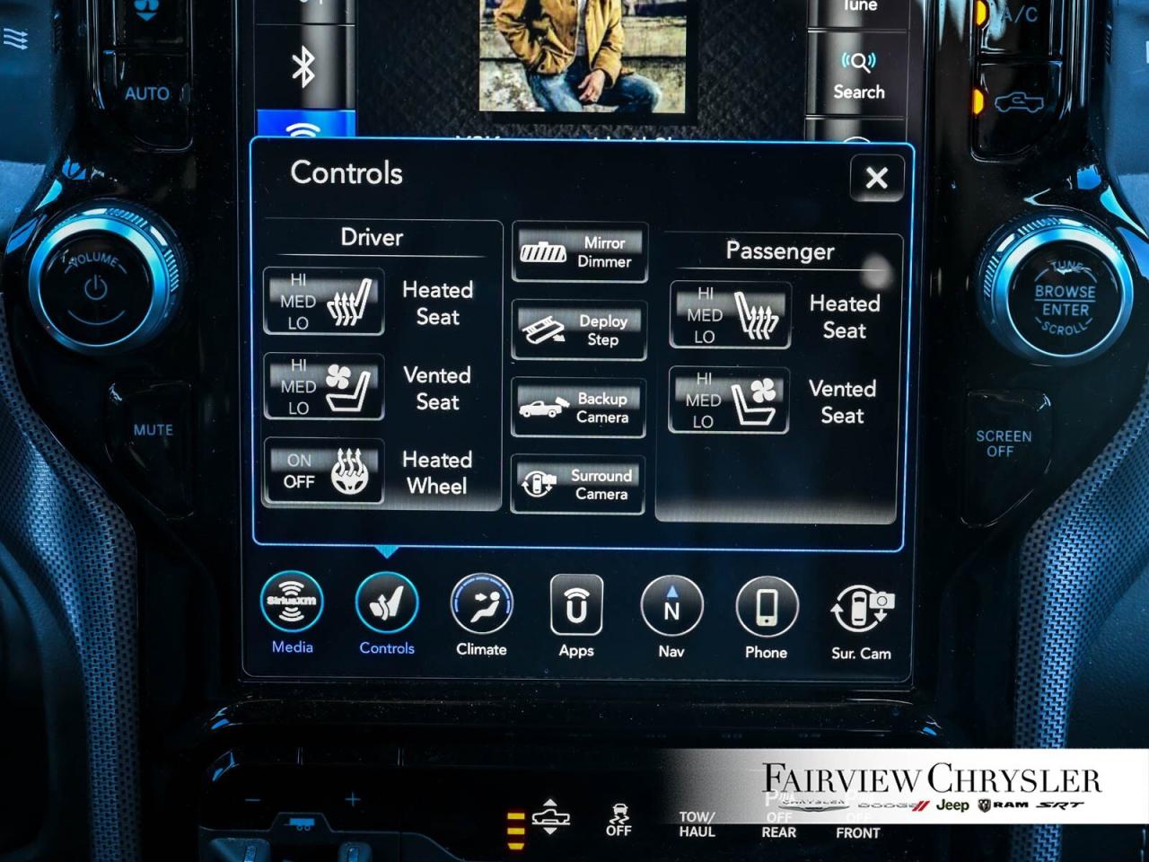 2021 RAM 1500 Limited DUAL PANO ROOF   MULTI FUCTION TAILGATE Photo