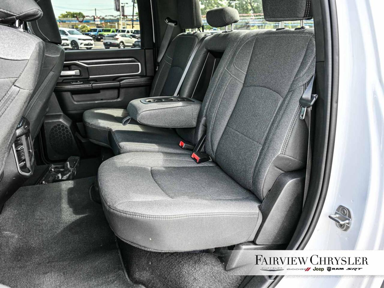 2023 RAM 3500 Big Horn HEMI   8FT BOX   NAV   CARPLAY   SPRAY IN Photo