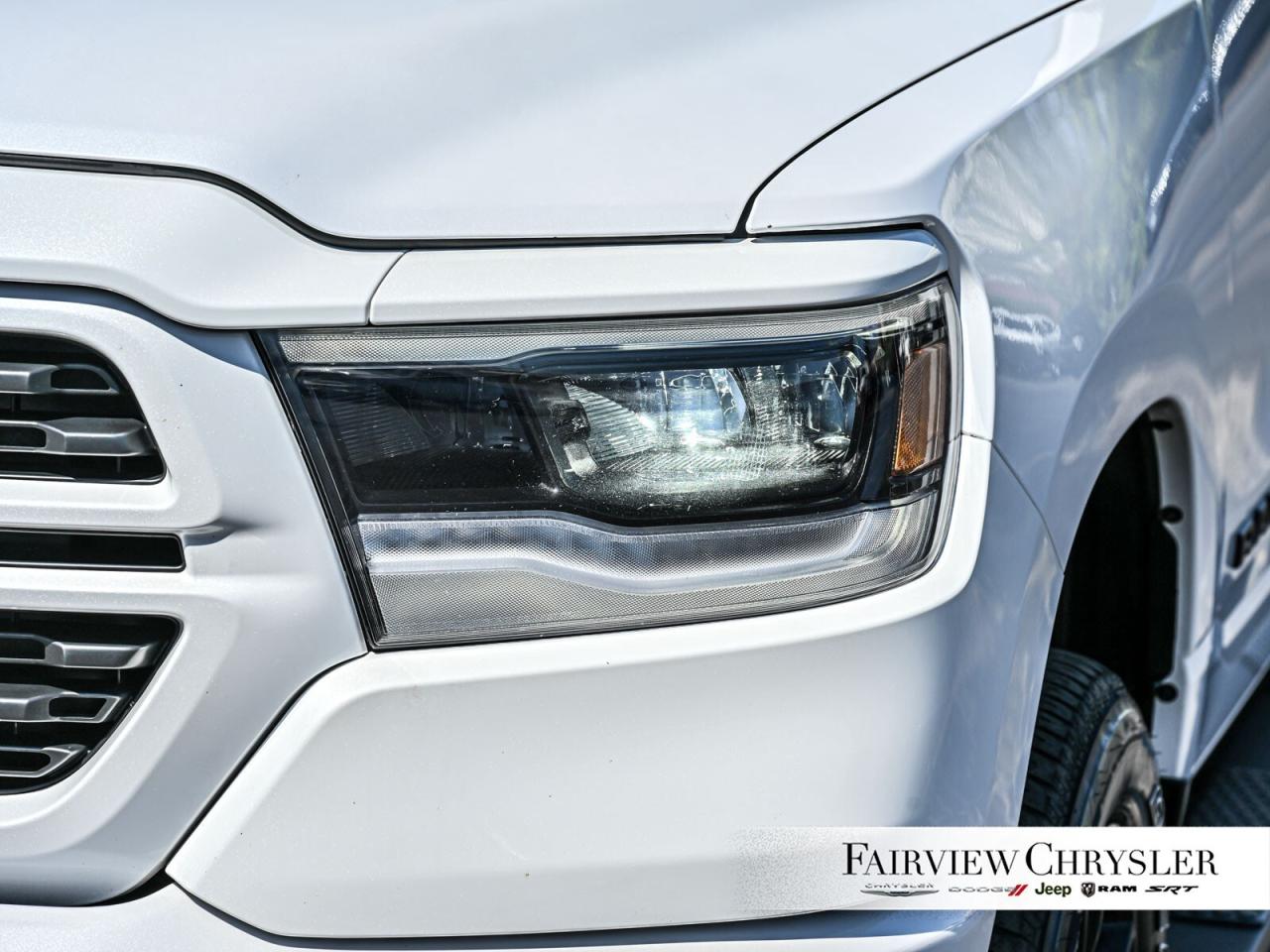 2022 RAM 1500 Sport REMOTE START   AIR RIDE   12' SCREEN   BACK Photo