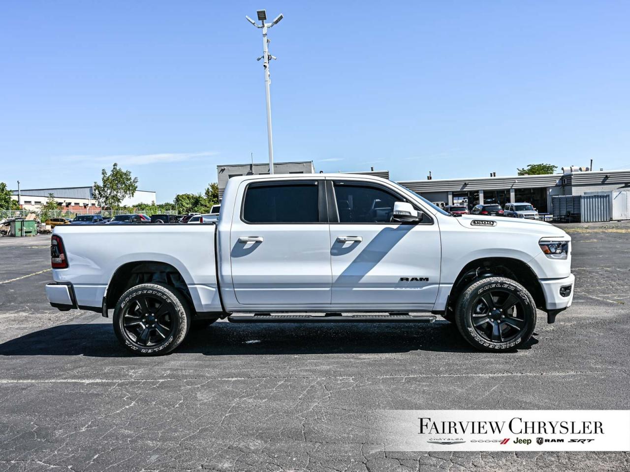 2022 RAM 1500 Sport REMOTE START   AIR RIDE   12' SCREEN   BACK Photo