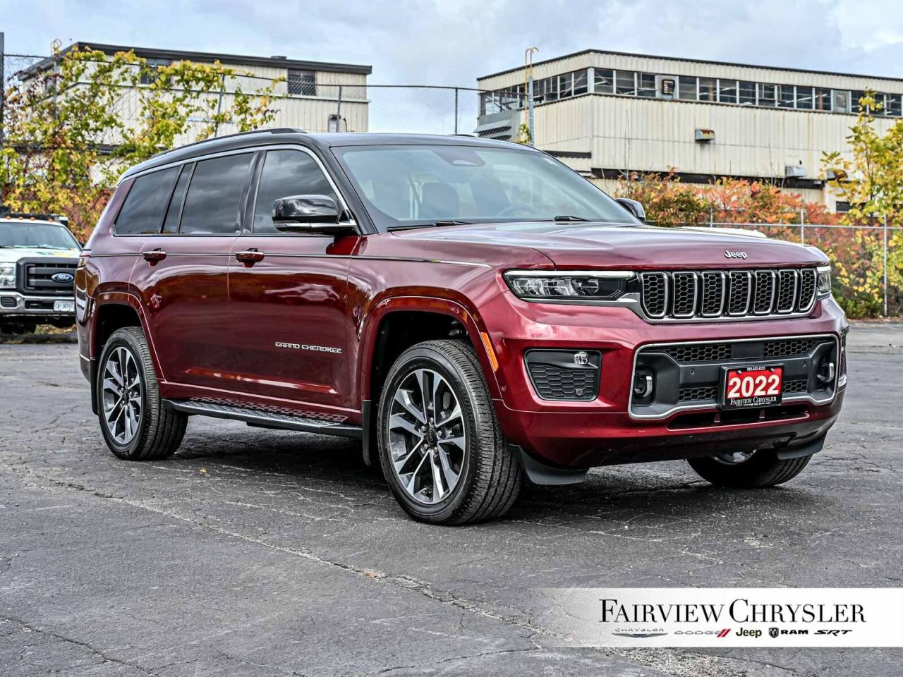 2022 Jeep Grand Cherokee L Overland 5.7 HEMI   NAV   LEATHER   PANO ROOF   MC Photo