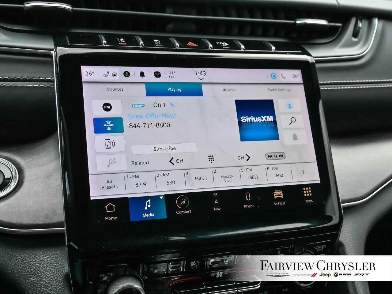 2022 Jeep Grand Cherokee L Overland 5.7 HEMI   NAV   LEATHER   PANO ROOF   MC Photo