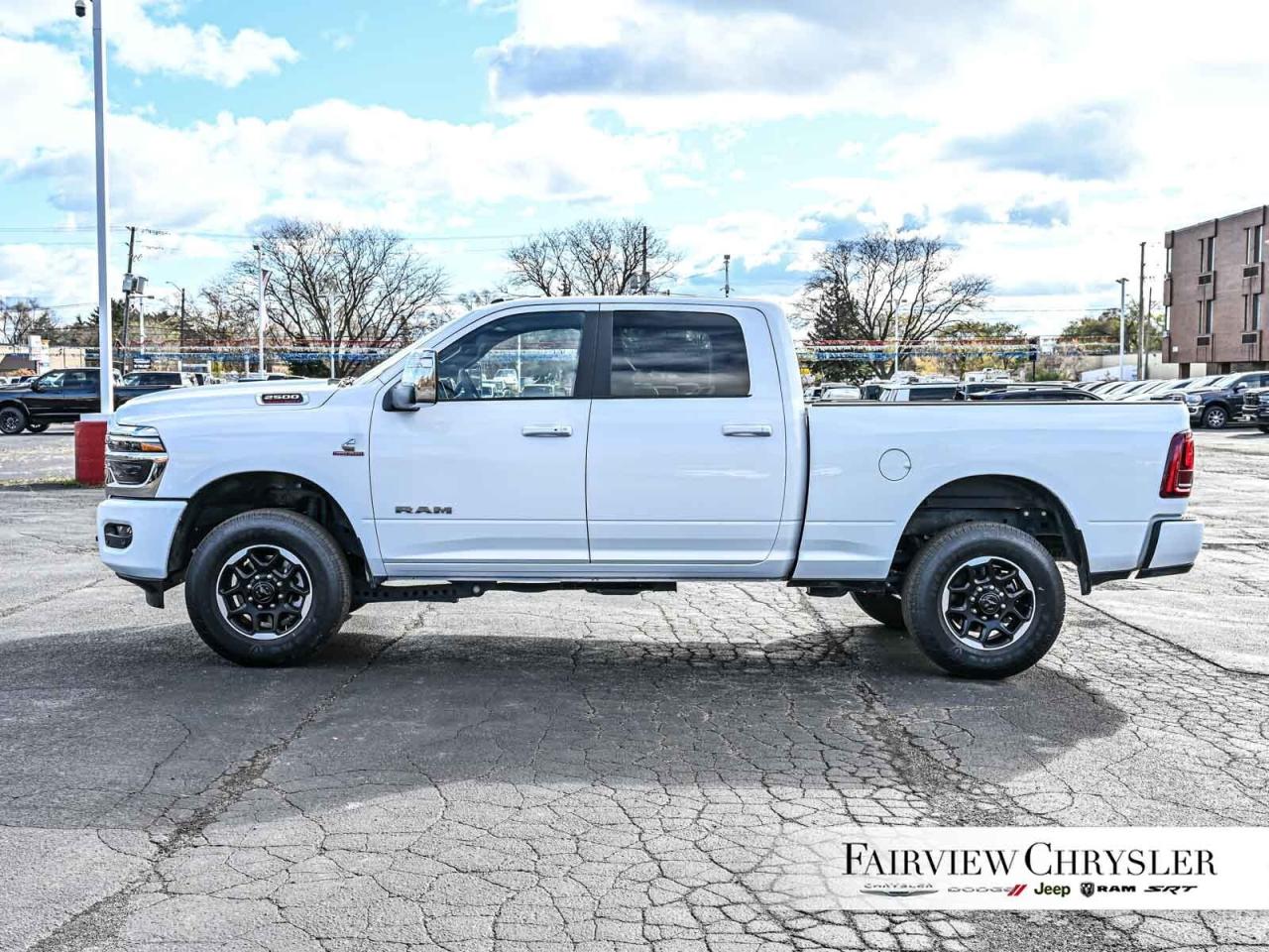 2025 RAM 2500 Laramie 5TH WHEEL   6.7 DIESEL   6 PASS   CARPLAY Photo2